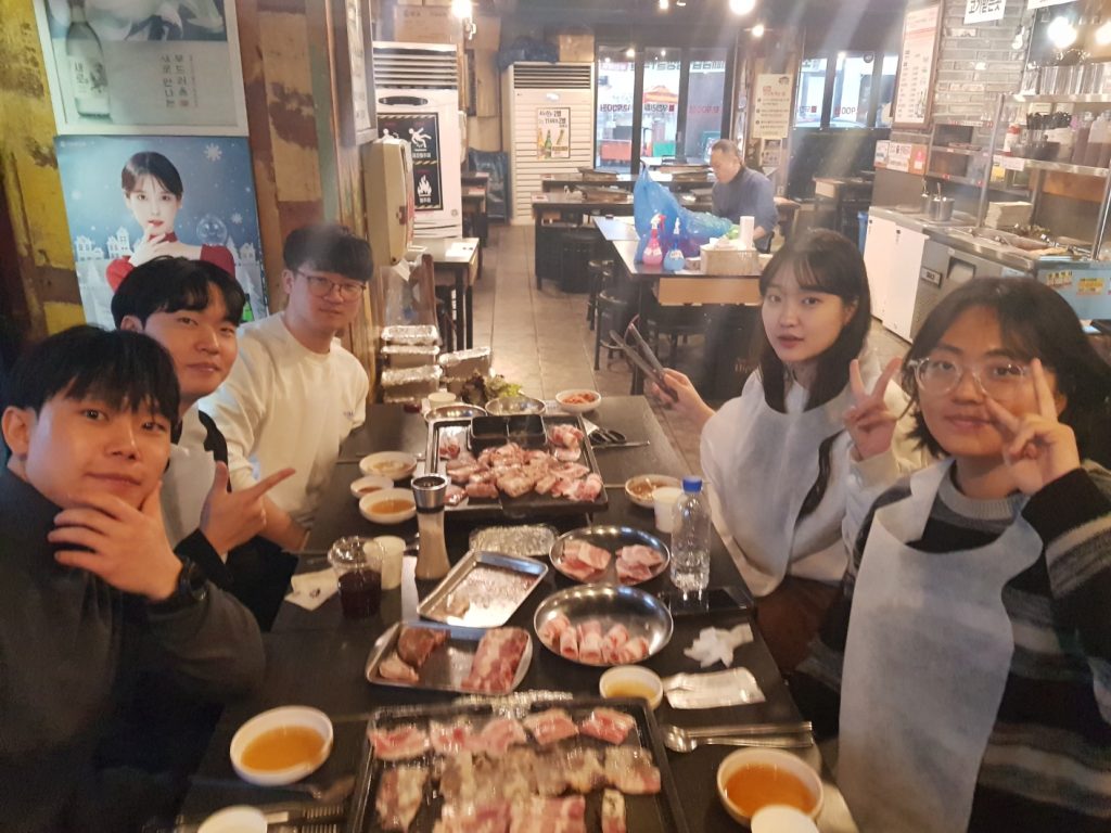 2023 창업 동아리 회식 사진