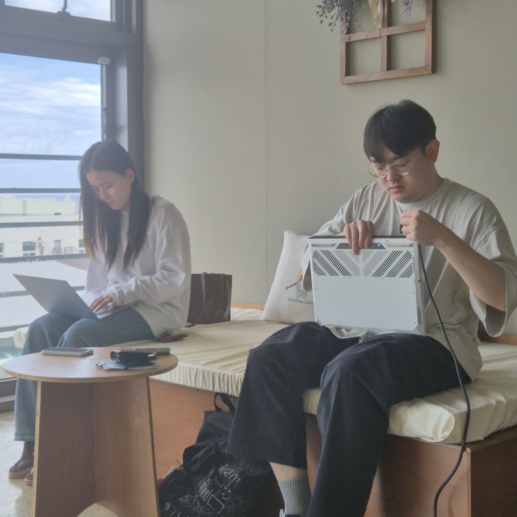 2025 제주 춘계공동학술대회 활동 사진 카페